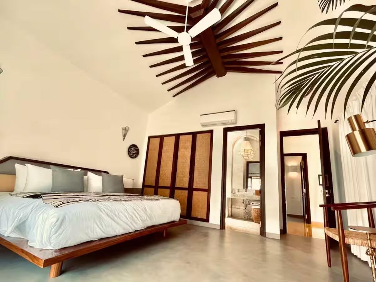 Vianaar - La Mosteiro - 4BHK	Assagao x Solis Nature
