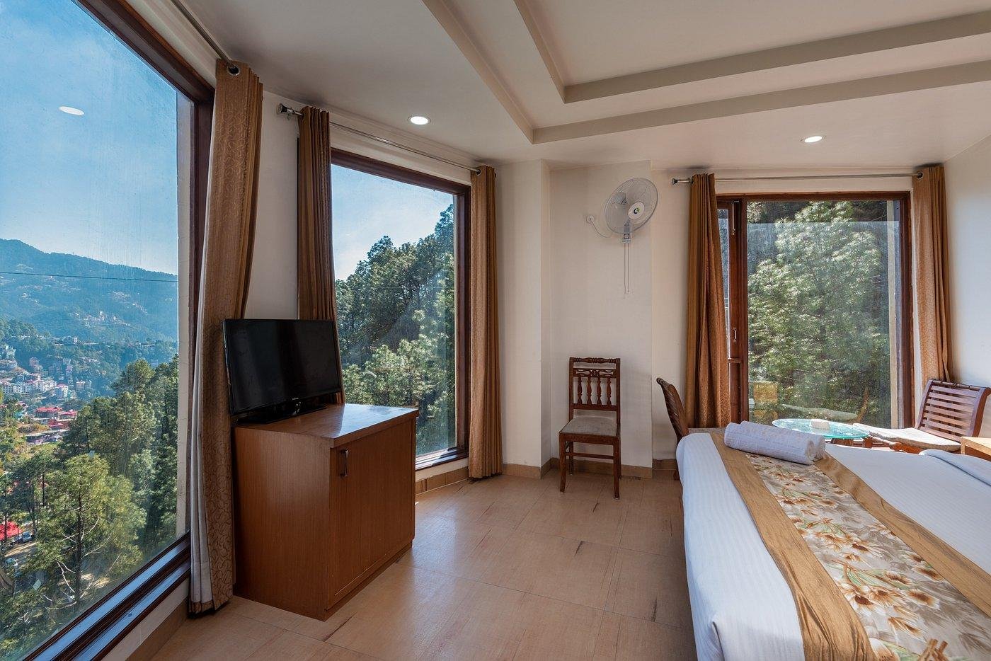 DLS Hotels The Rock Castle x Solis Nature