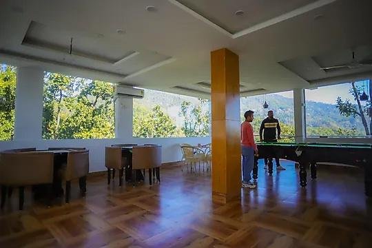 The First view Resort, Lansdowne x Solis Nature