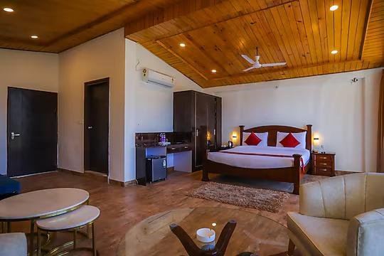 The First view Resort, Lansdowne x Solis Nature