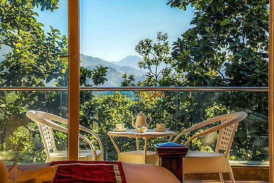 The First view Resort, Lansdowne x Solis Nature