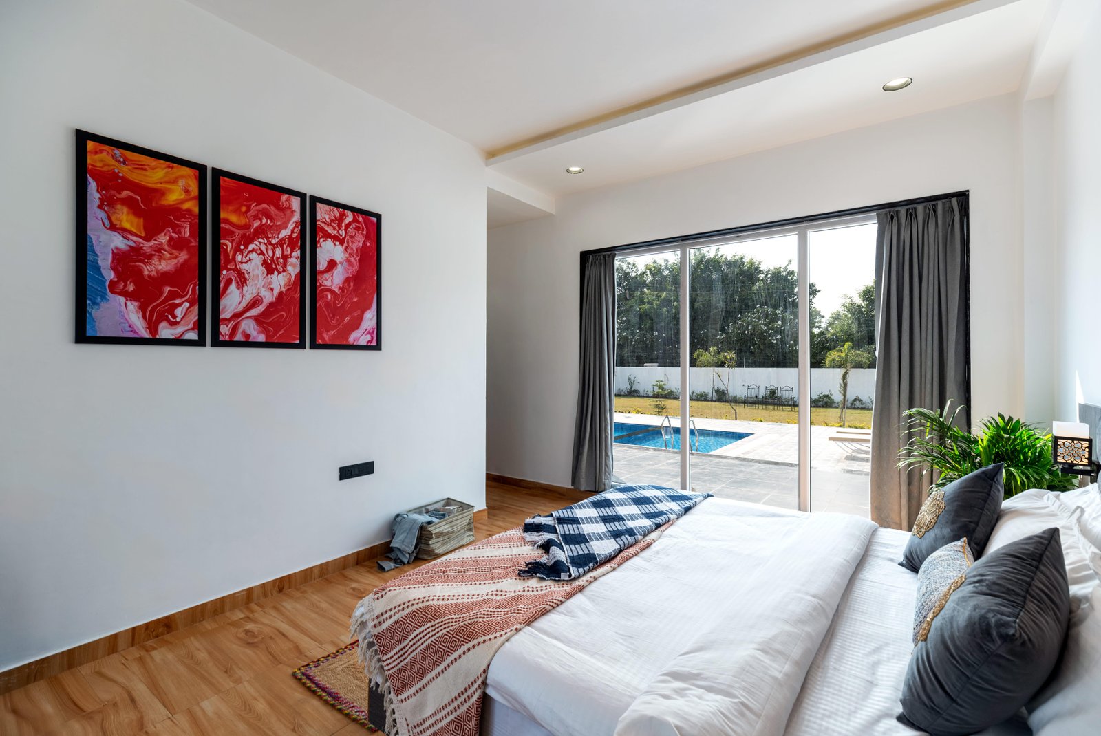 Villa Festiva x Solis Nature
