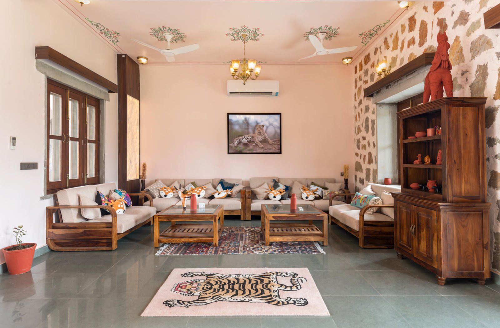 Bagh Haveli x Solis Nature