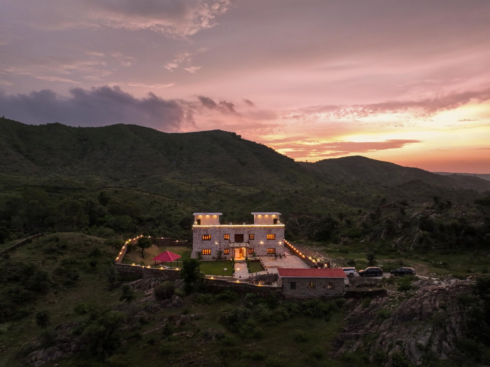 Bagh Haveli x Solis Nature