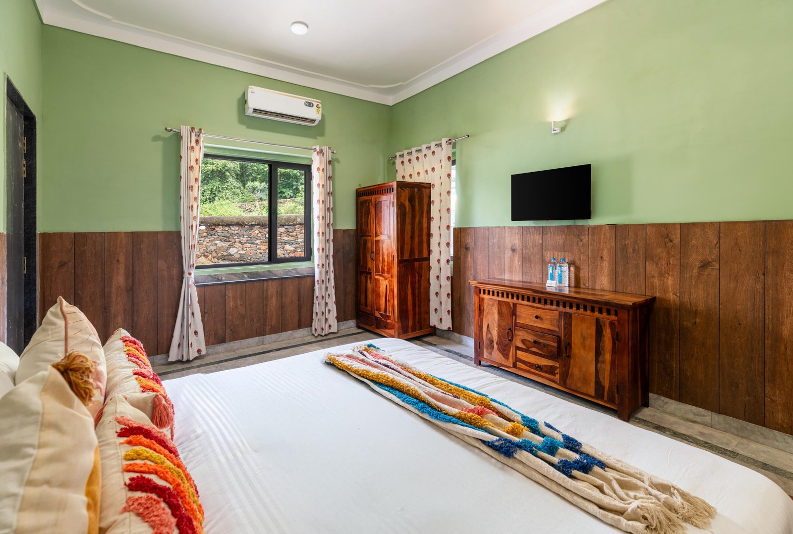 Prakrut Villa x Solis Nature