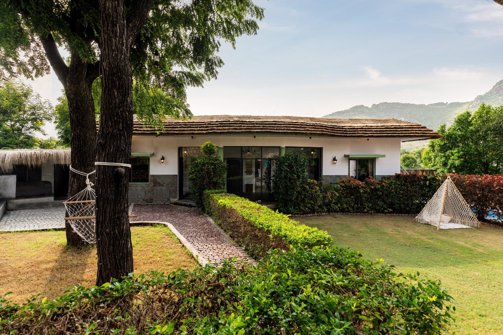 Prakrut Villa x Solis Nature