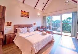 Areva Inn Resort Munnar by VOYE HOMES x Solis Nature