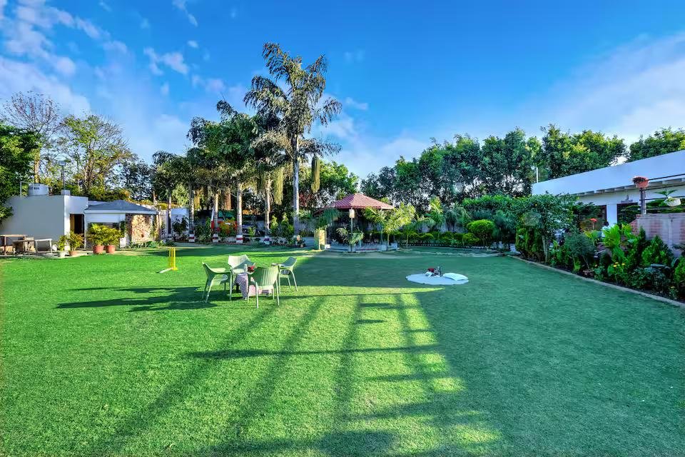 The Singh Farm - 4BHK Private Pool Farm House x Solis Nature