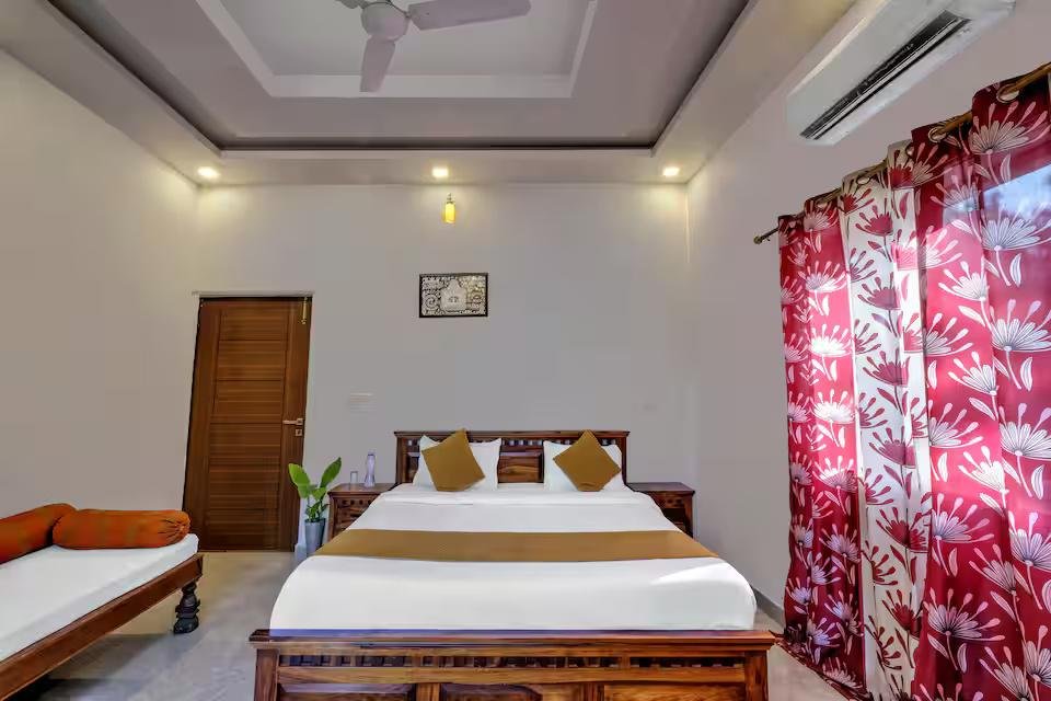 The Singh Farm - 4BHK Private Pool Farm House x Solis Nature