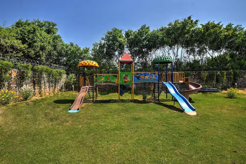 Sunrise Meadow Premium 4BHK Pool Farm in Gurgaon x Solis Nature