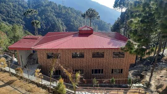 Red Roof Resort Lansdowne x Solis Nature