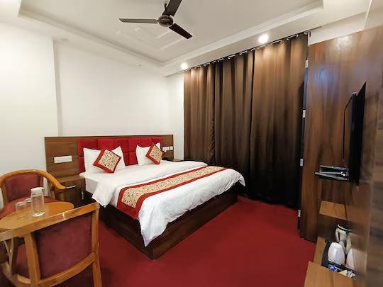 Red Roof Resort Lansdowne x Solis Nature