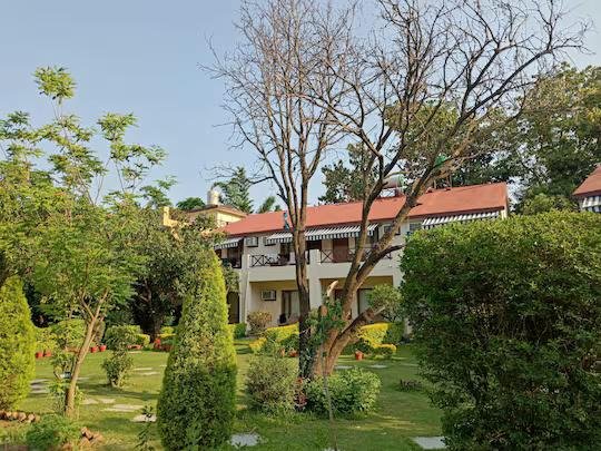 Serenity Corbett Resort x Solis Nature