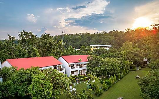 Serenity Corbett Resort x Solis Nature