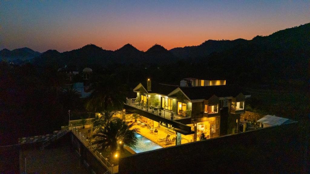 Brindha Villa x Solis Nature