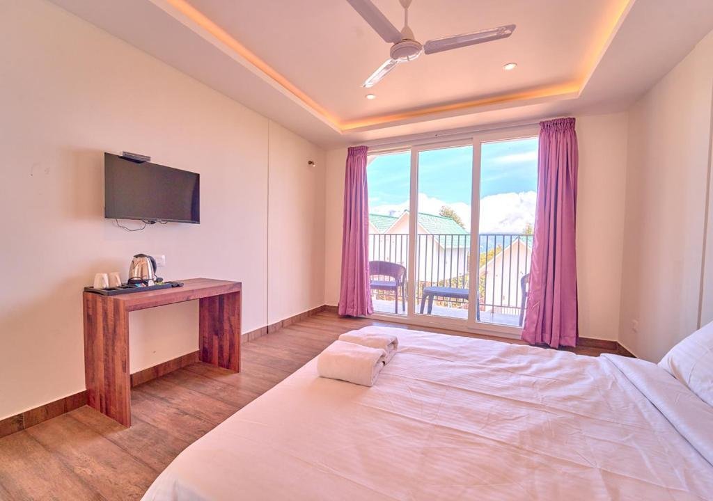 Hill Top Resort Kanthalloor by VOYE HOMES x Solis Nature