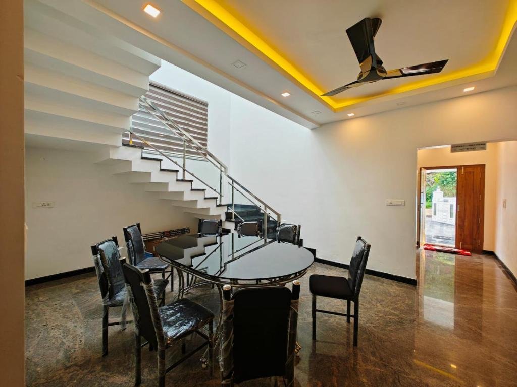 Cool Nest Pool Villa Munnar by VOYE HOMES x Solis Nature