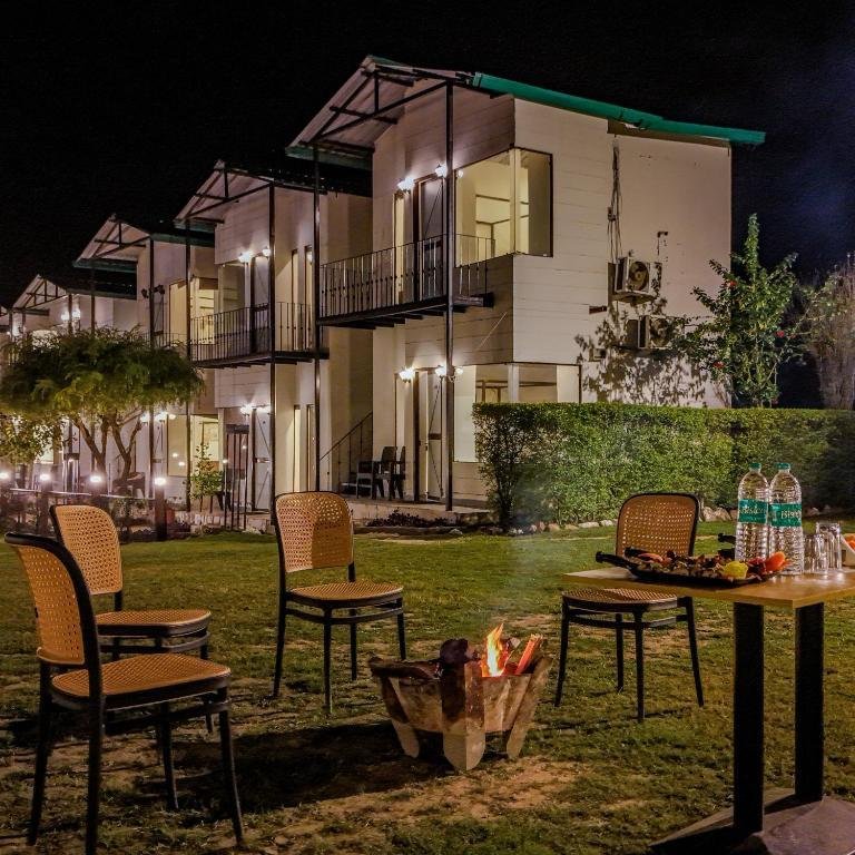 Aspen Riverside Resort x Solis Nature