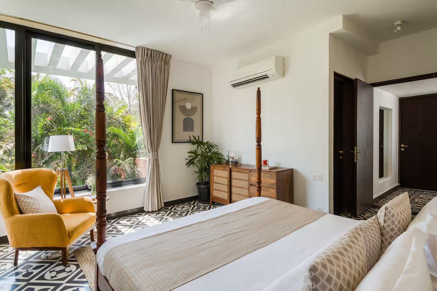 VILLA10 | 5 mins vagator beach | Pvt pool & jacuzzi x Solis Nature