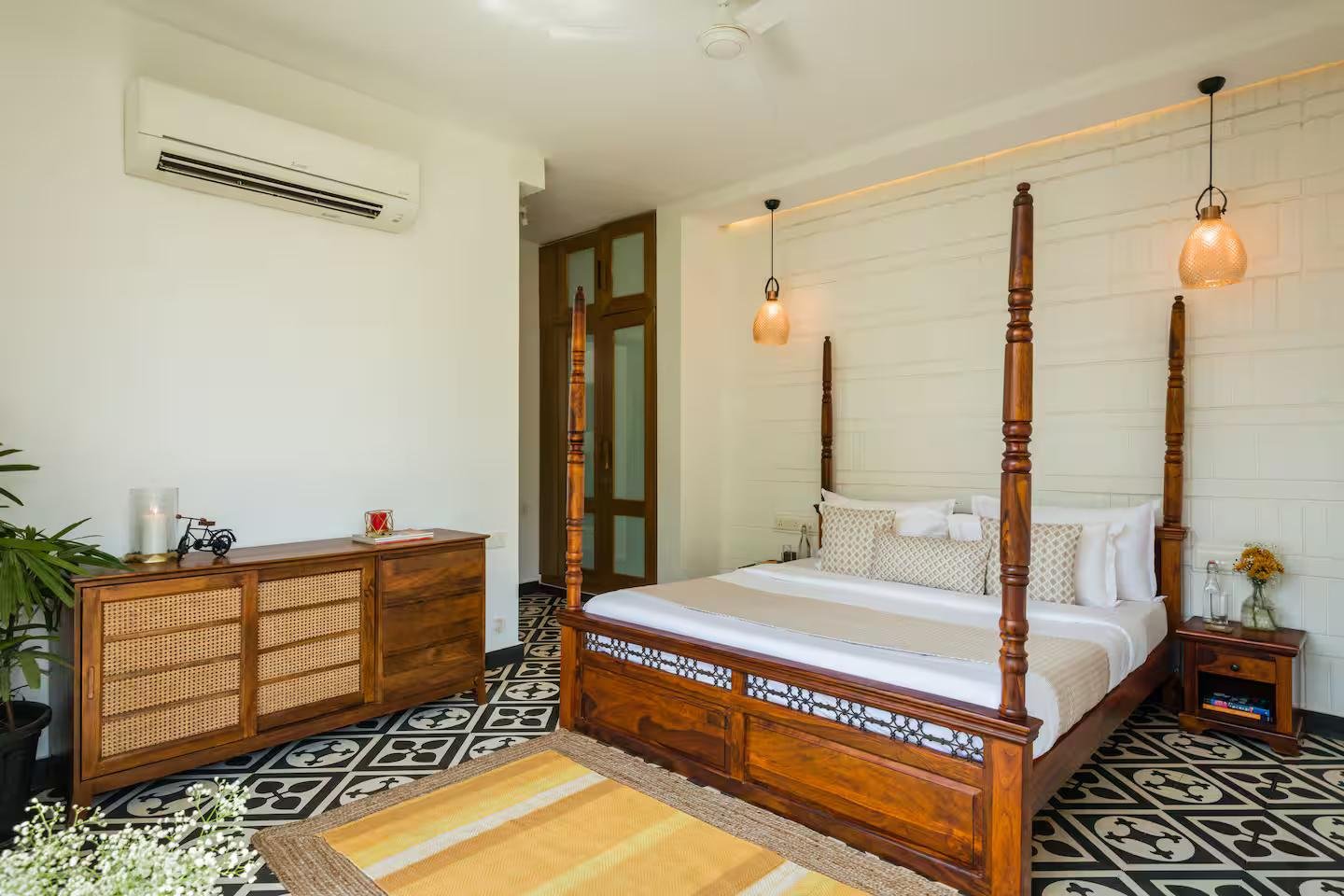 VILLA10 | 5 mins vagator beach | Pvt pool & jacuzzi x Solis Nature