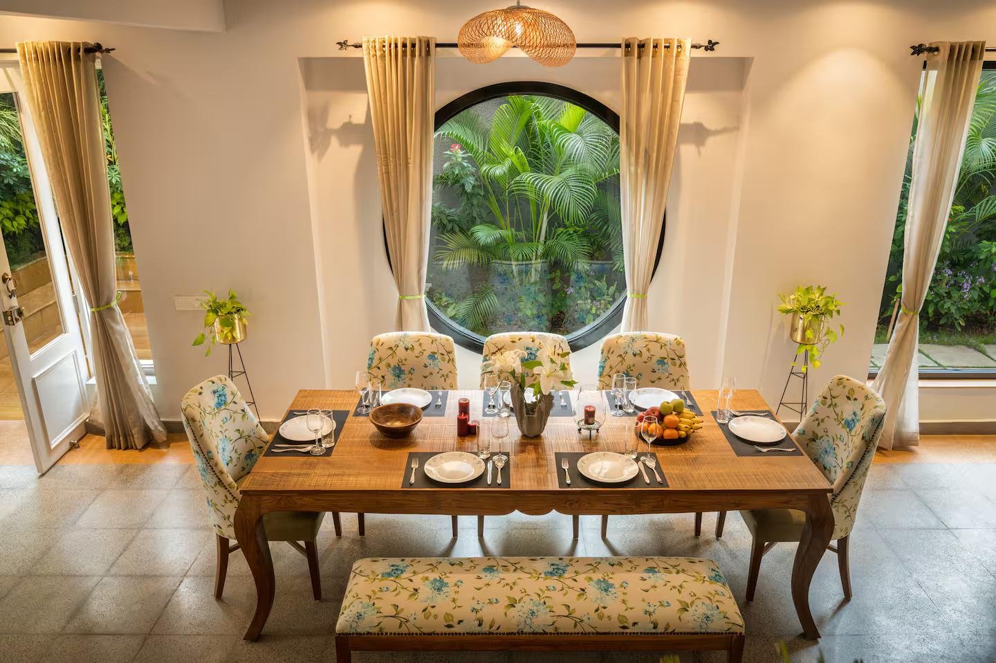 TBK beach villa | Private pool & jacuzzi | Housekeepin x Solis Nature