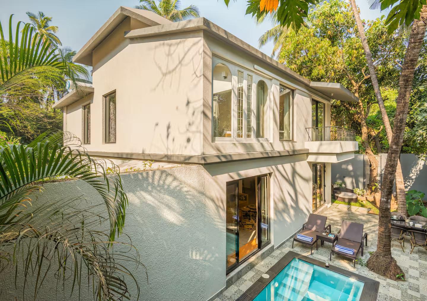 TBK beach villa | Private pool & jacuzzi | Housekeepin x Solis Nature