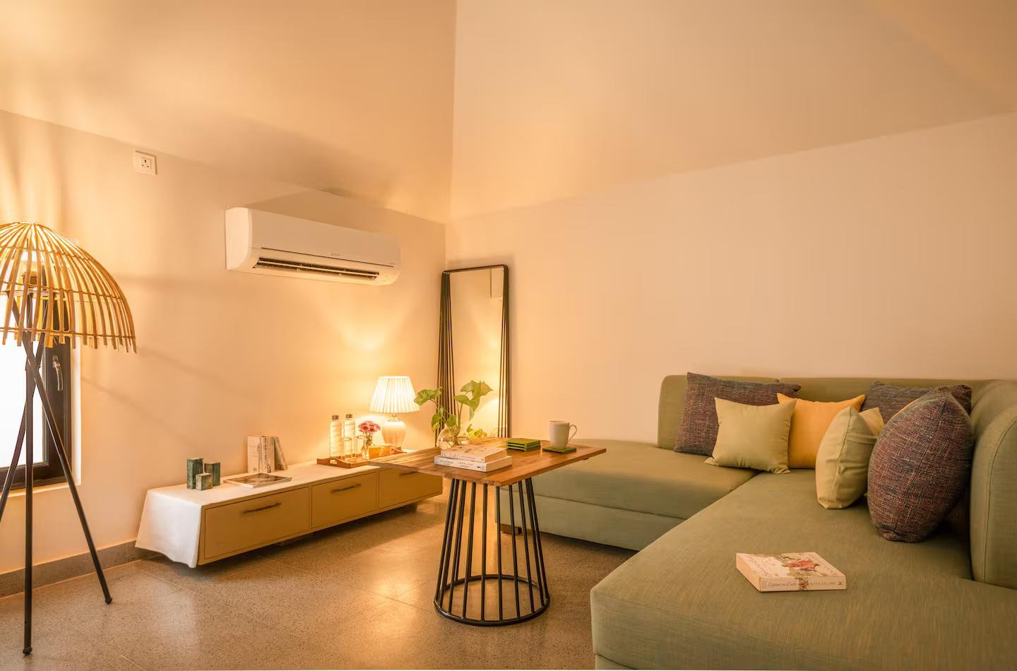 TBK beach villa | Private pool & jacuzzi | Housekeepin x Solis Nature