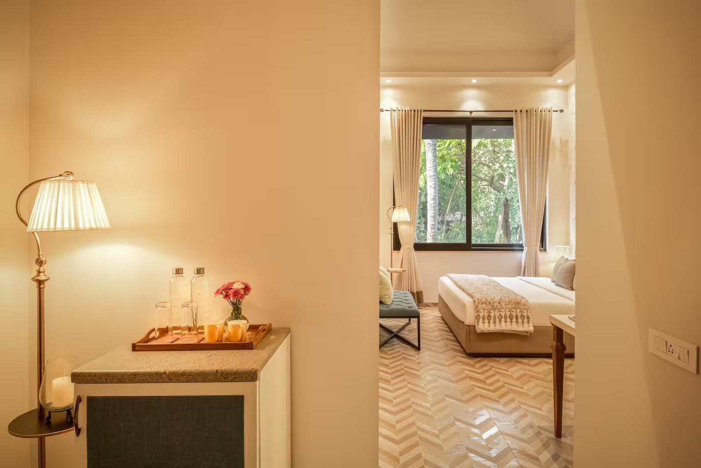 TBK beach villa | Private pool & jacuzzi | Housekeepin x Solis Nature