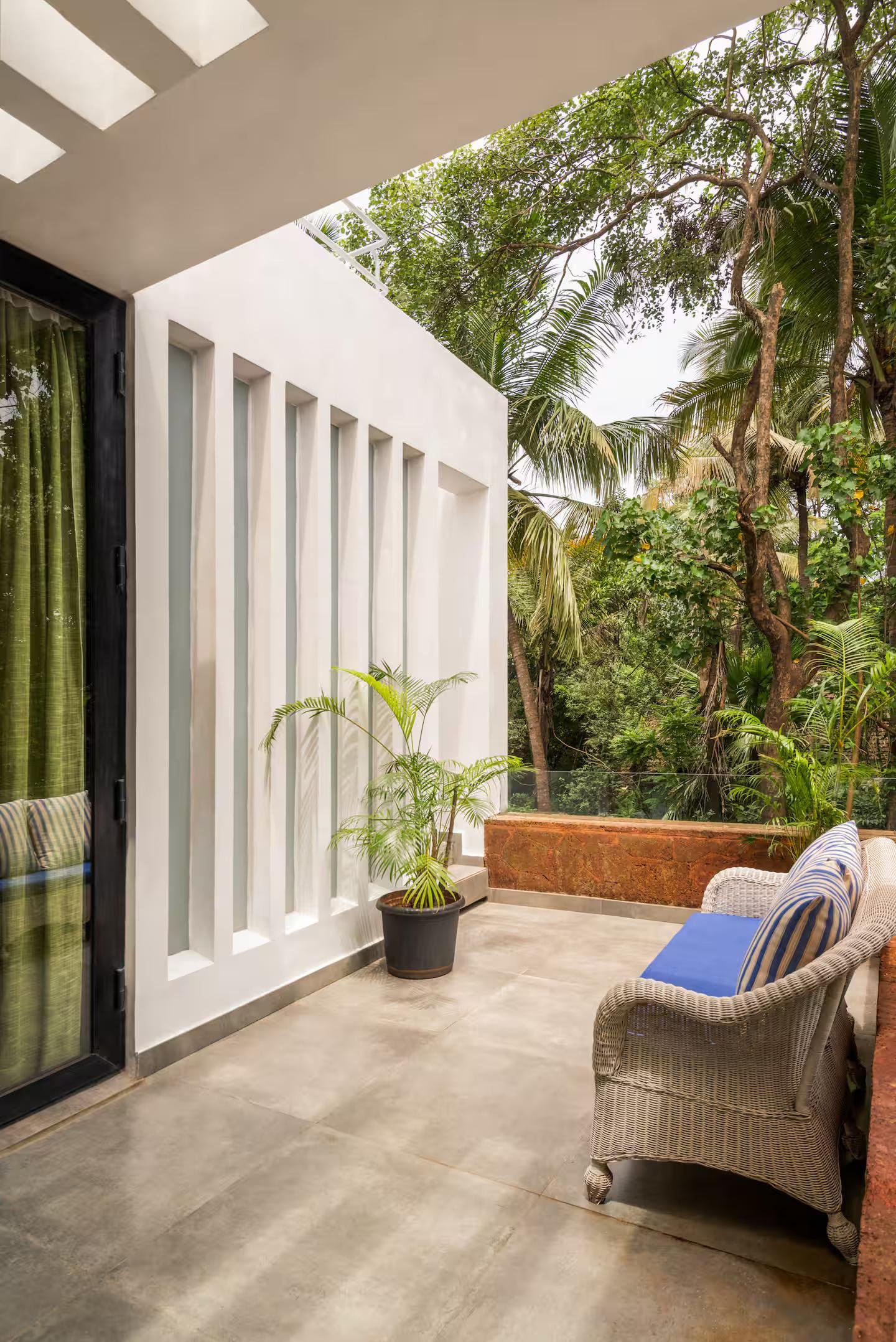 TBK Villa 15| Pvt Pool | Vagator | 5 mins to Beach x Solis Nature