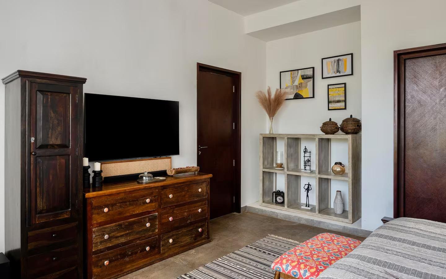 TBK Villas| 1.8 km Beach|Pvt Pool|Genset|Caretaker x Solis Nature