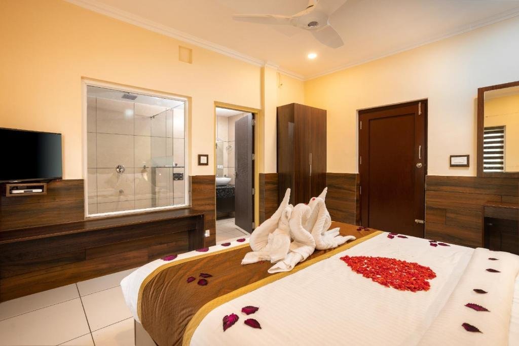 Star Emirates Luxury Resort and Spa, Munnar x Solis Nature