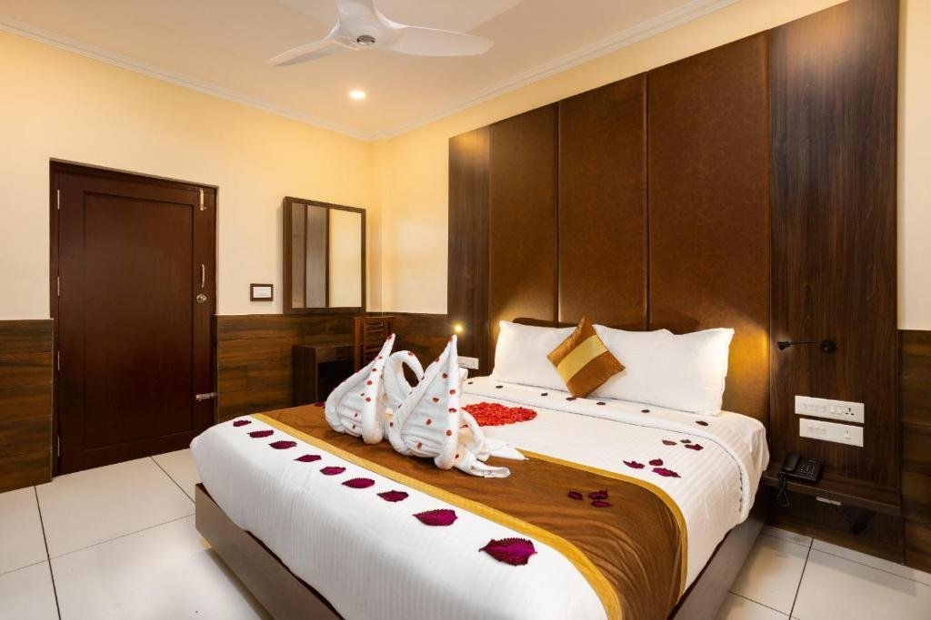 Star Emirates Luxury Resort and Spa, Munnar x Solis Nature