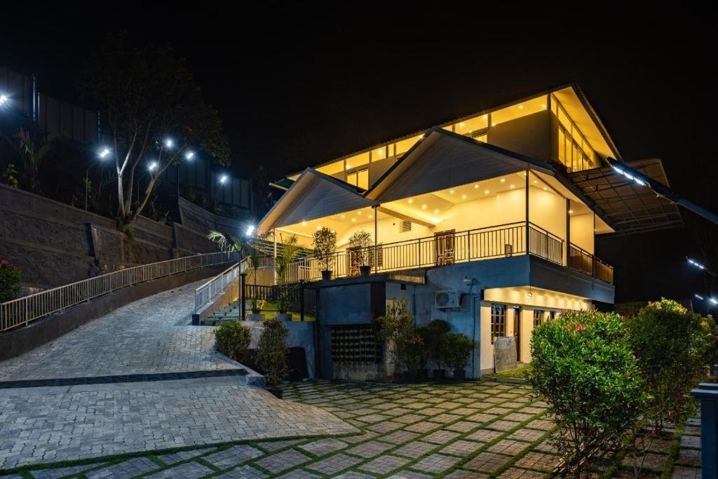 Star Emirates Luxury Resort and Spa, Munnar x Solis Nature