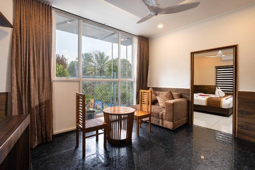 Star Emirates Luxury Resort and Spa, Munnar x Solis Nature