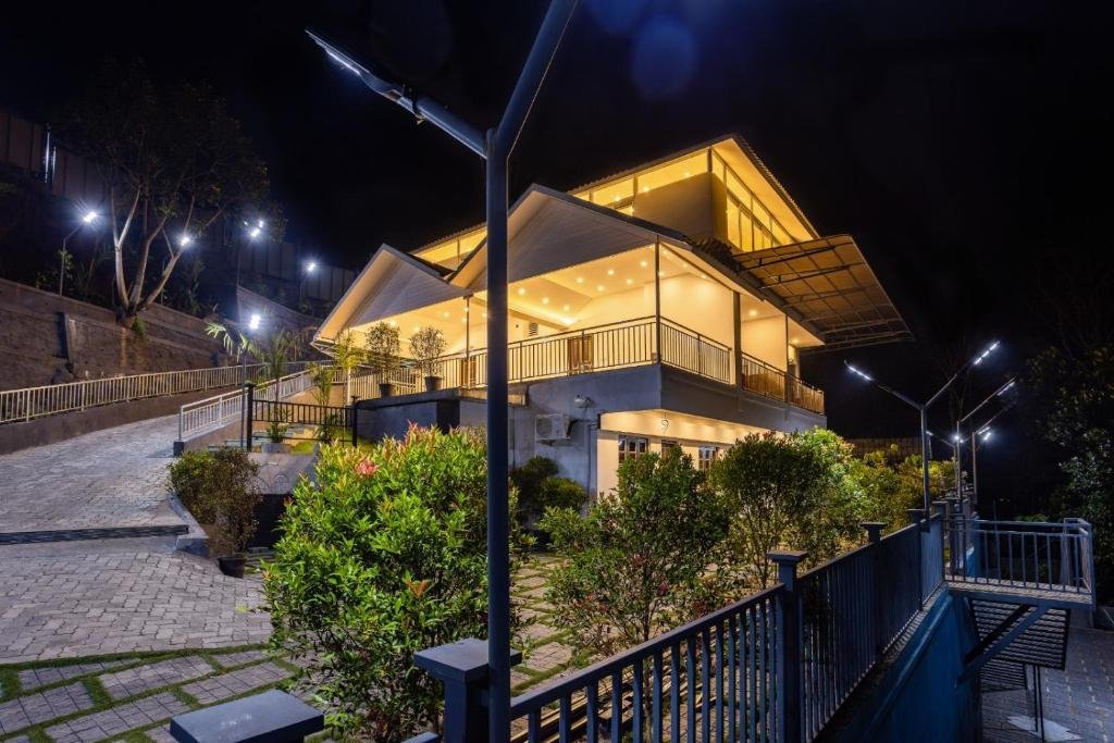 Star Emirates Luxury Resort and Spa, Munnar x Solis Nature