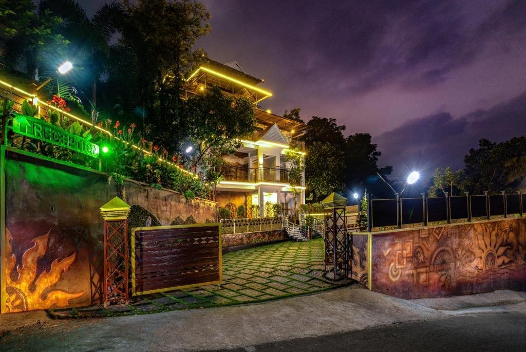 Star Emirates Luxury Resort and Spa, Munnar x Solis Nature