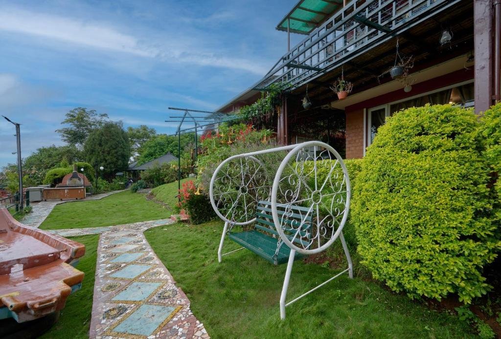 De Rock Jungle Living Resort -Plain View Room x Solis Nature