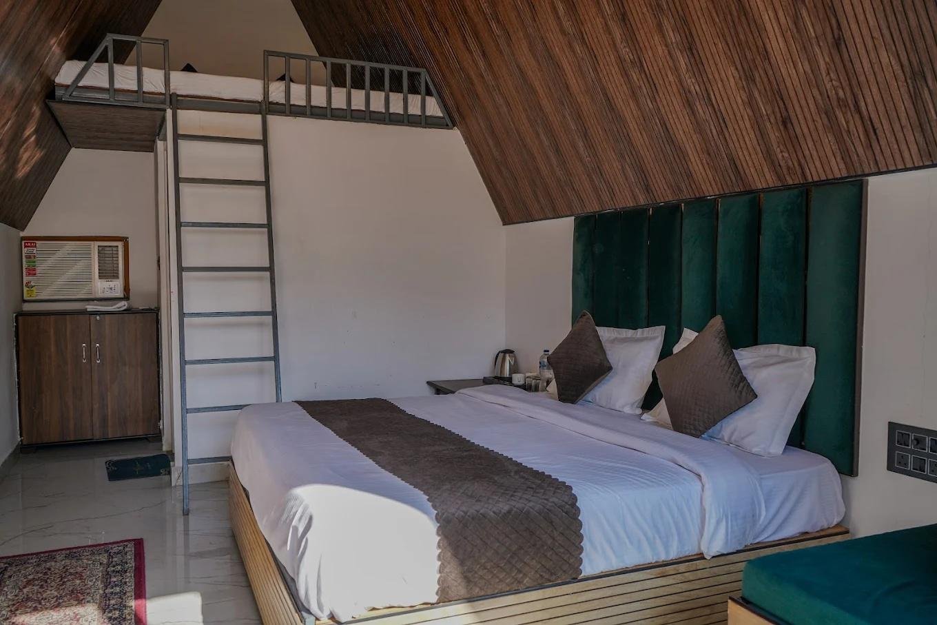 The Jungle Walker Resort x Solis Nature