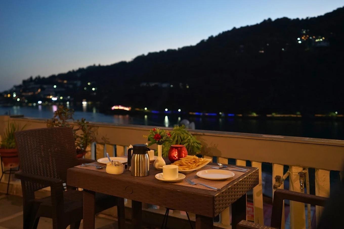Hotel Silverton ,  Lake view x Solis Nature