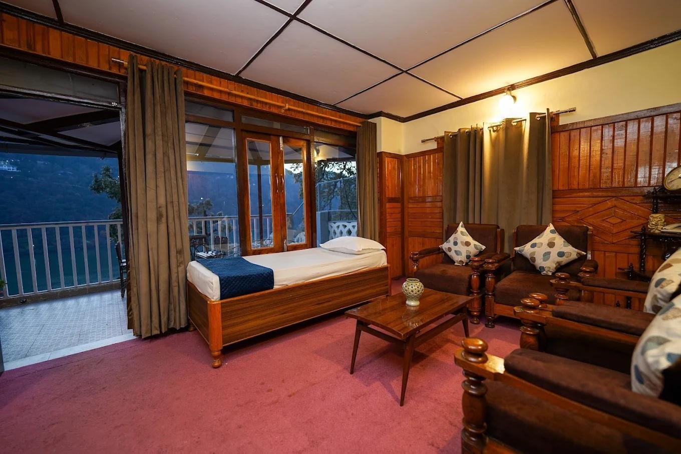 Hotel Silverton ,  Lake view x Solis Nature