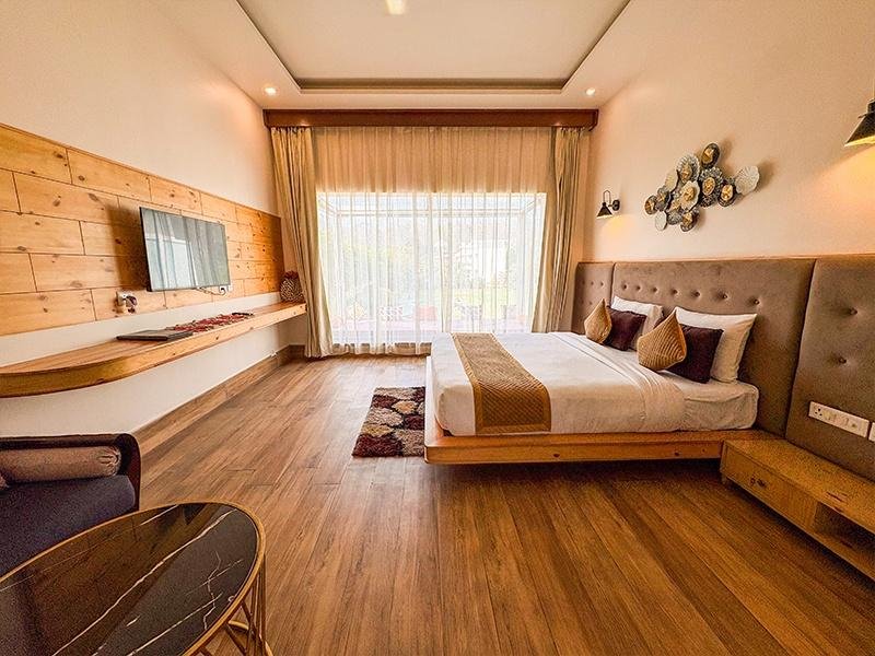 Regnum Resort- Luxury Resort in Jim Corbett x Solis Nature