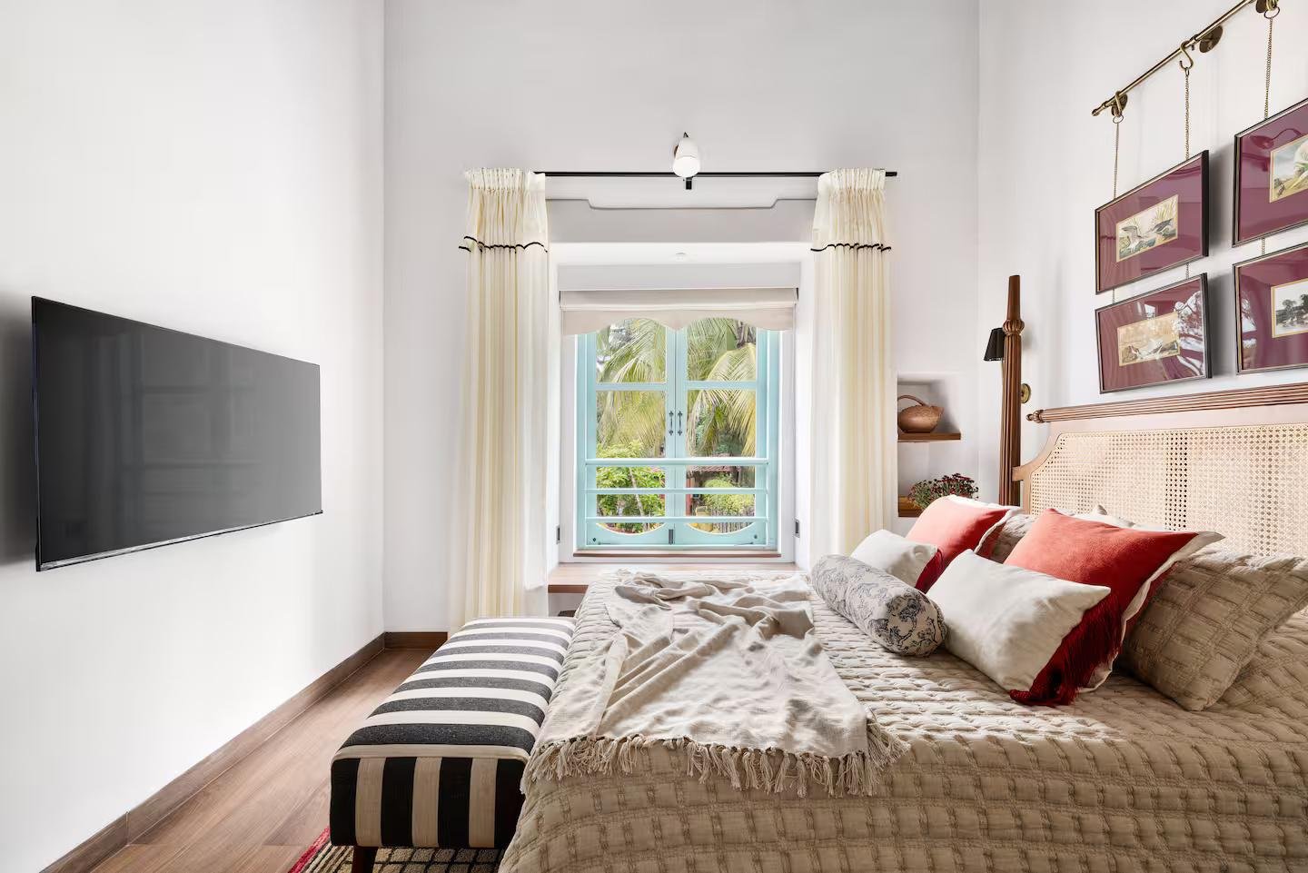 Kaia - 4BHK Private Pool Ultra-Luxury Villa x Solis Nature