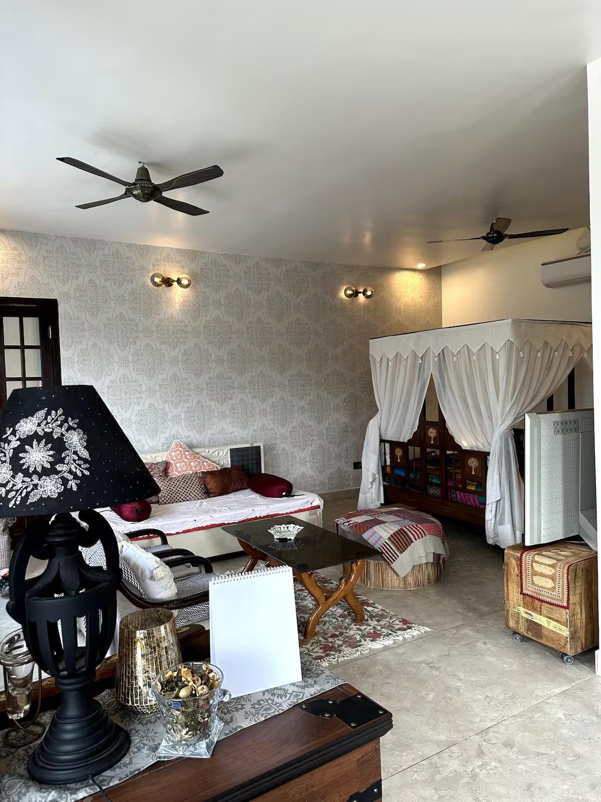 The Blue Door - A Luxury Boutique Villa on Foothills o x Solis Nature