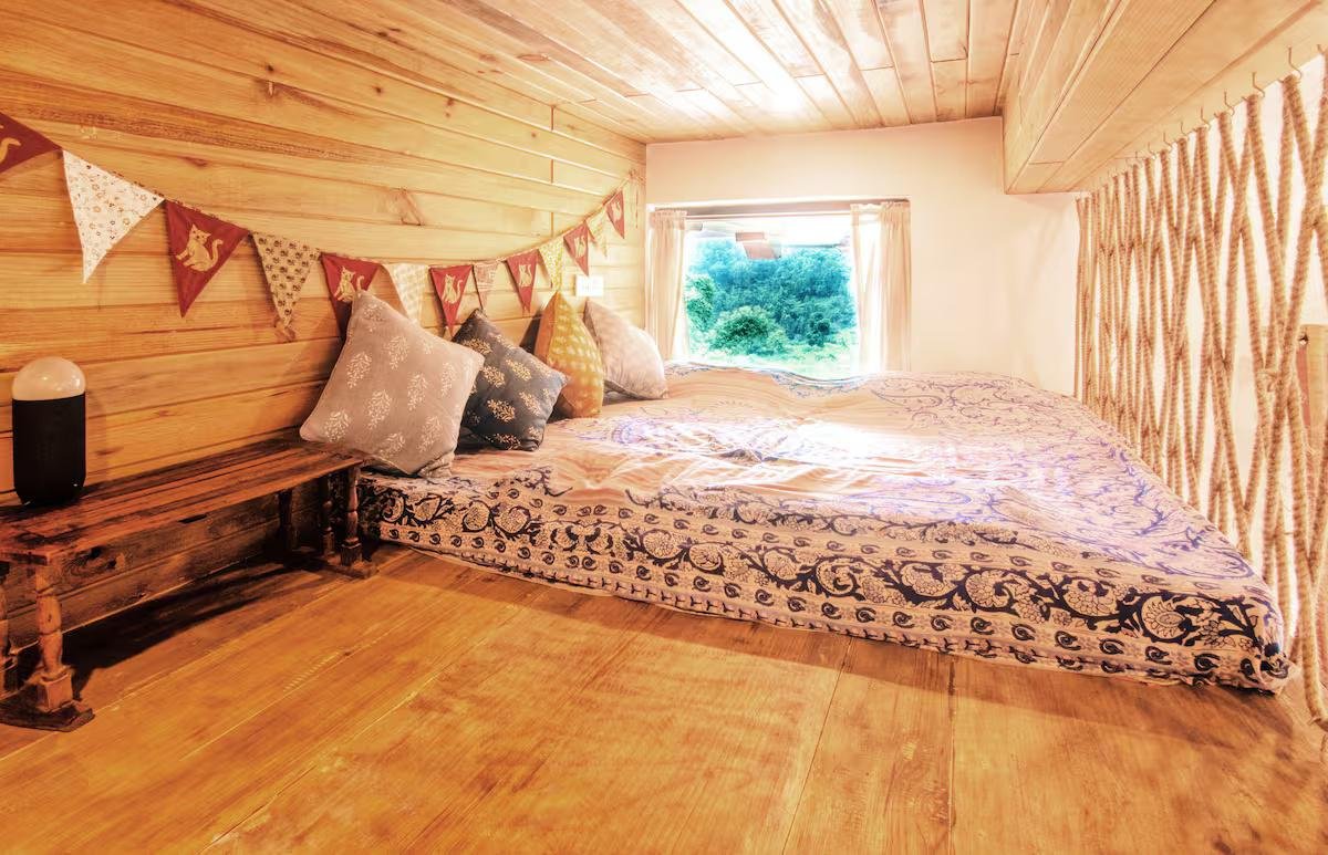 The Blue Door - A Luxury Boutique Villa on Foothills o x Solis Nature