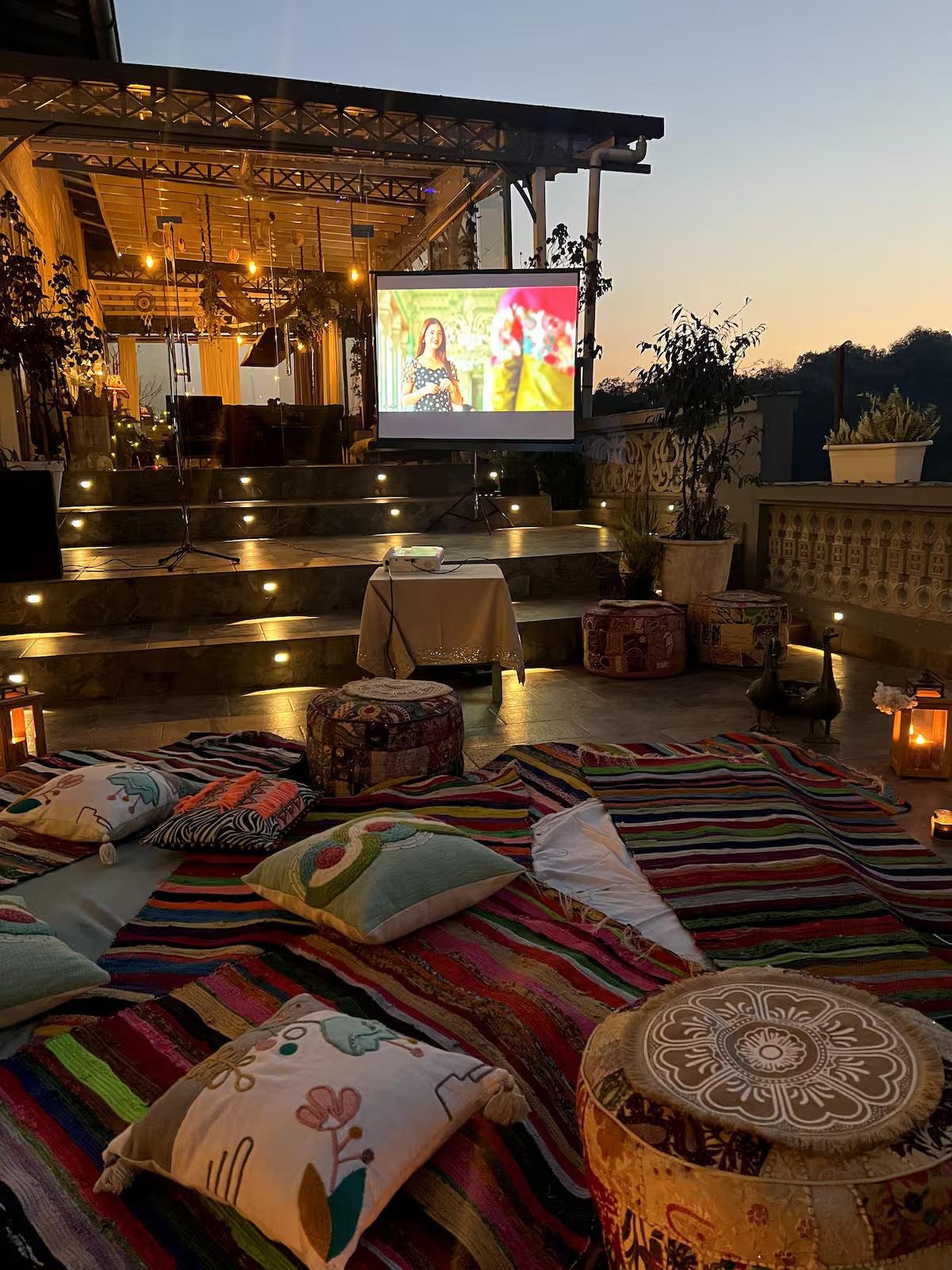 The Blue Door - A Luxury Boutique Villa on Foothills o x Solis Nature