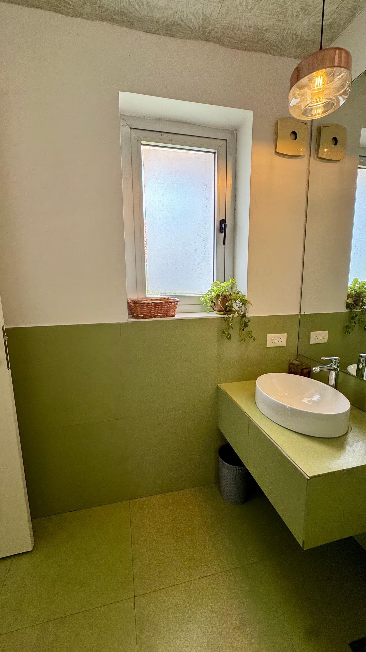 Stylish 6BHK Villa w/ Pvt Pool & Garden x Solis Nature