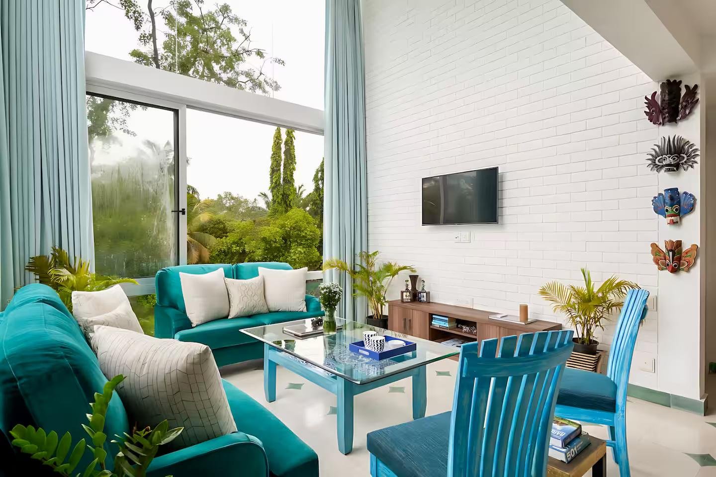 Stylish 6BHK Villa w/ Pvt Pool & Garden x Solis Nature
