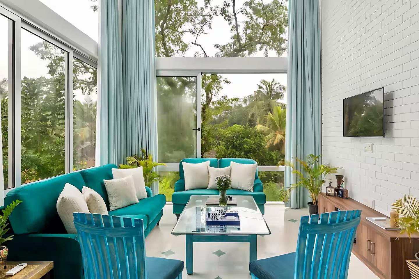 Stylish 6BHK Villa w/ Pvt Pool & Garden x Solis Nature