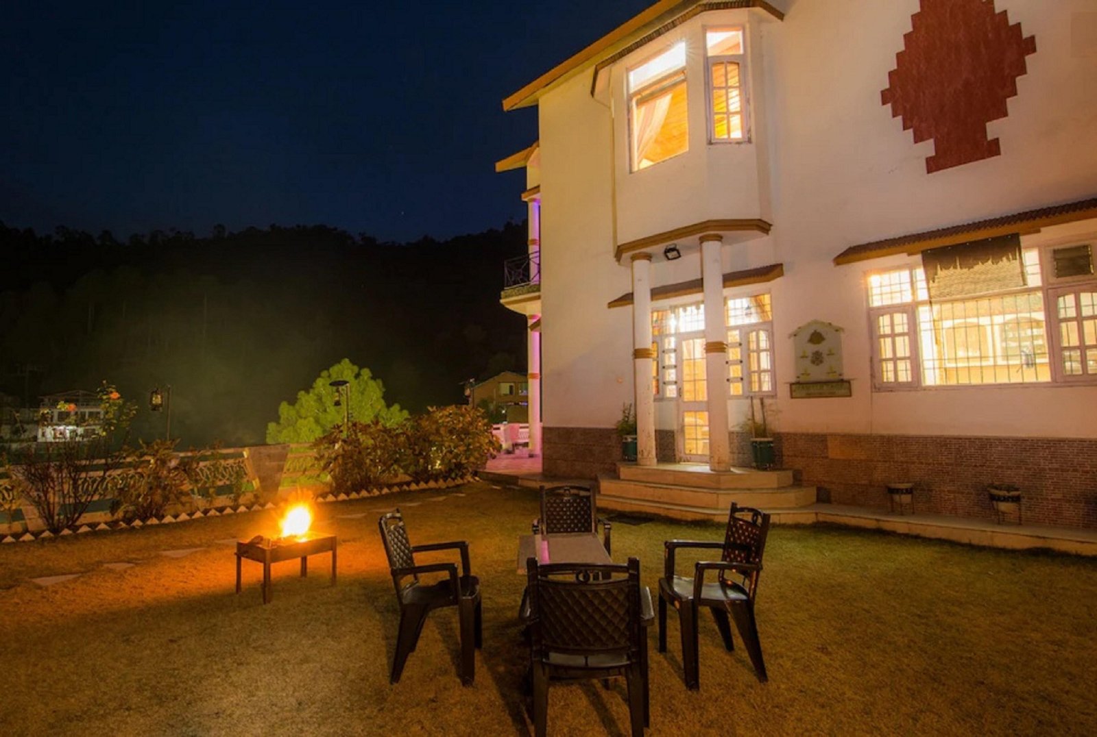 Ram Cottage Chail 3 BHK Villa x Solis Nature