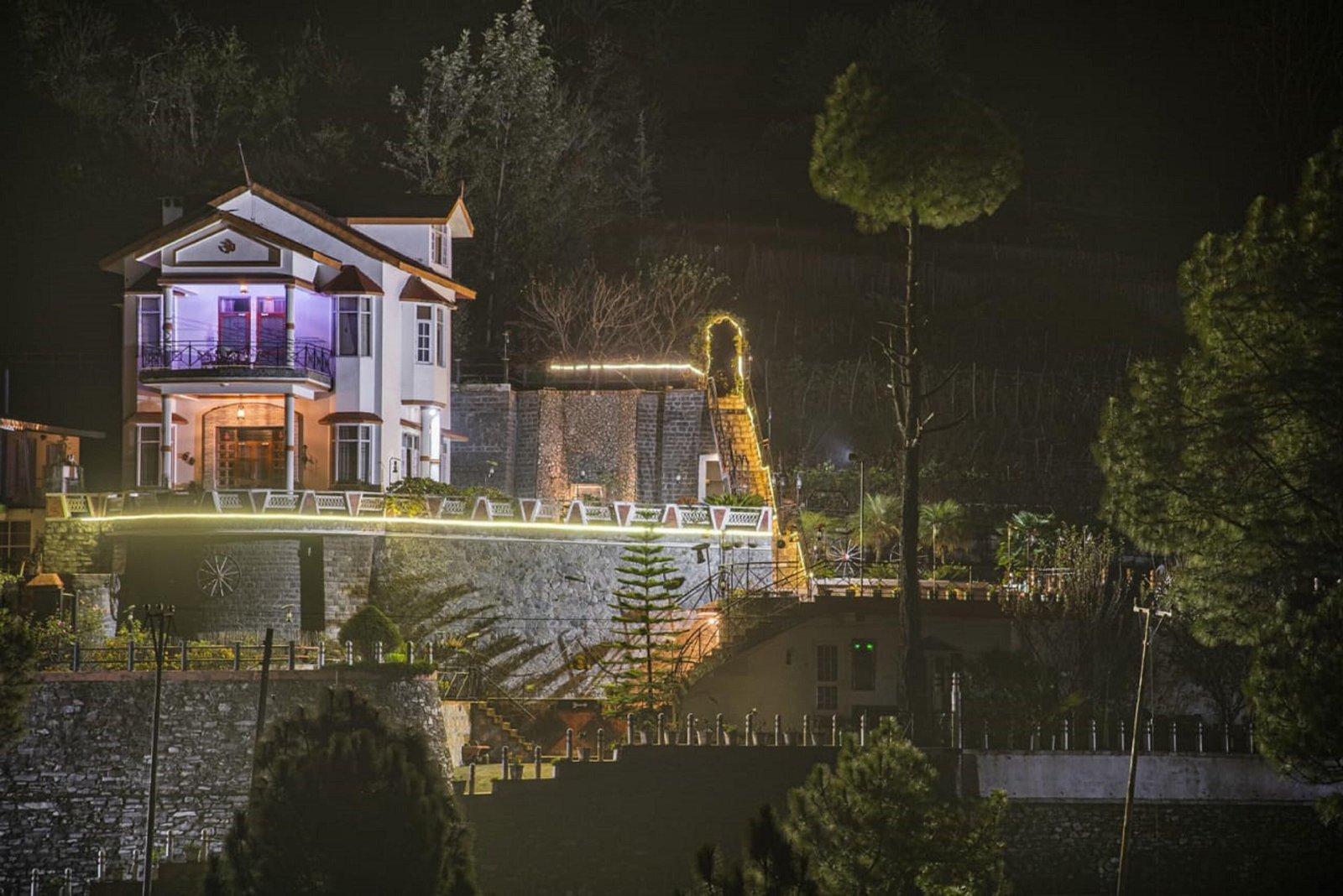 Ram Cottage Chail 3 BHK Villa x Solis Nature